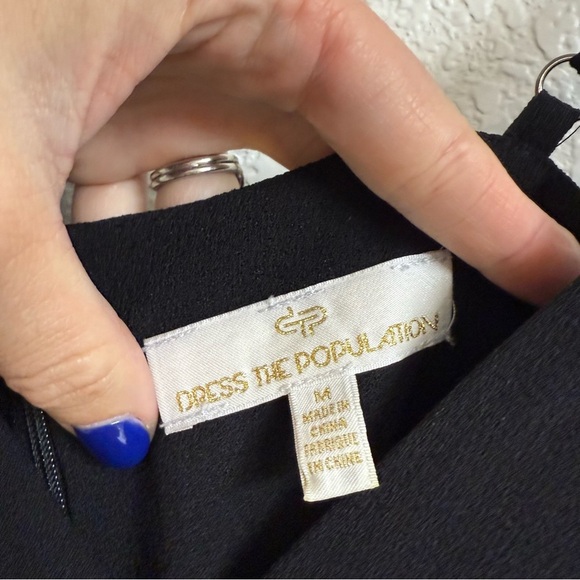 Dress the Population Beth Ruffle Sleeve Plunging Midi Sheath Dress Black Size M - Picture 4 of 6